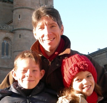 Mike_and_kids_Salamanca